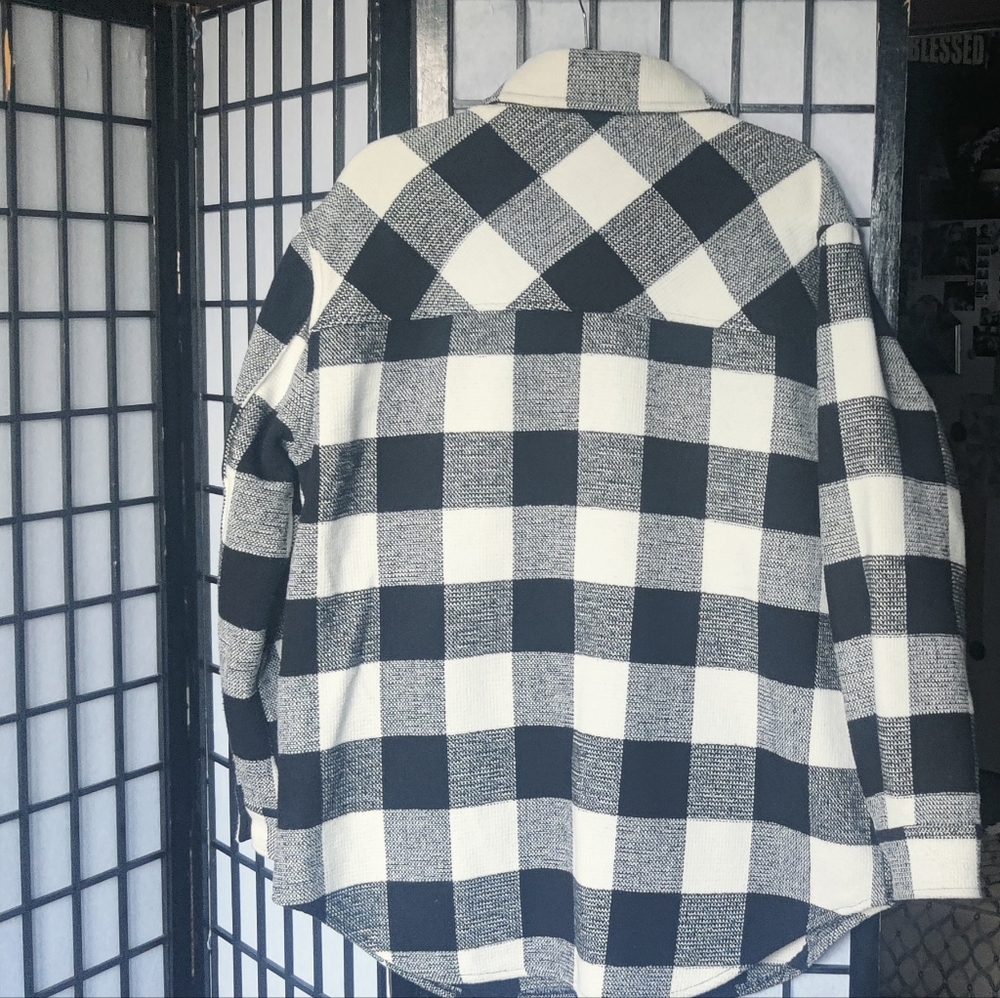 RDI Black and White Plaid Button Up - Picture 4 of 8